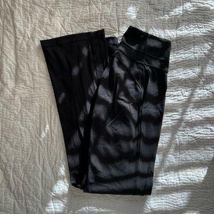 Deadstock lululemon groove pant high rise flare 32” yoga pants.